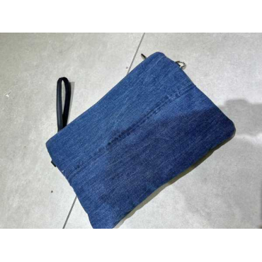 Pochette Levis Rigenerata  Semplice