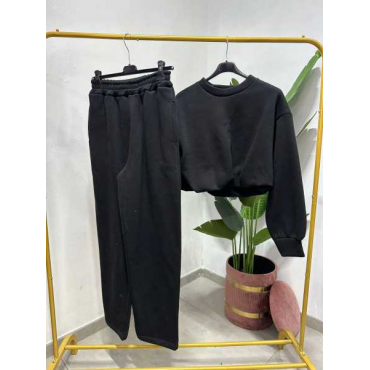 Tuta Con Maglia Crop E Pantalone Elastico 